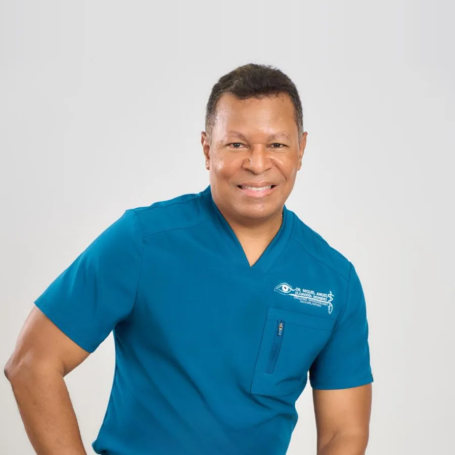 Dr. Miguel Ángel Olivardía Moreno, cirujano oftalmólogo oculoplástico